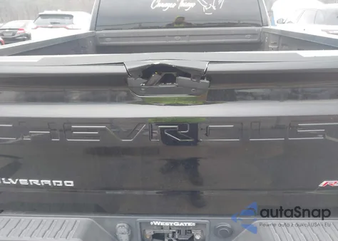 2021 Chevrolet Silverado 1500 4Wd Short Bed Rst z USA, uszkodzony, nr VIN 1GCUYEEL9MZ434719